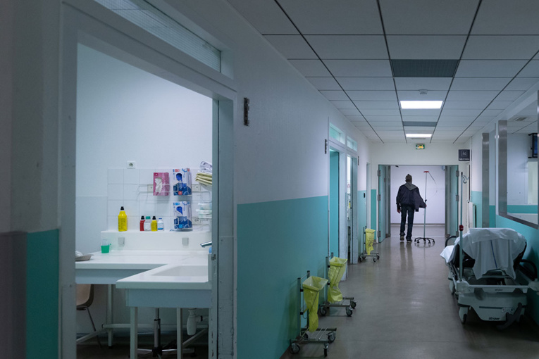 Covid-19: encore plus de 3.000 nouveaux cas en 24h Covid-19: encore plus de 3.000 nouveaux cas en 24h