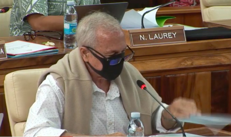 Geffry Salmon, jeudi matin à l'assemblée lors de la séance des questions au gouvernement.