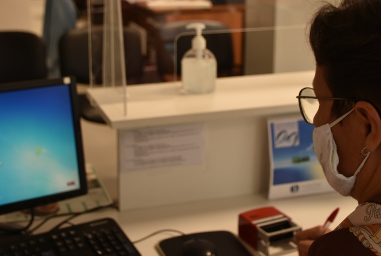 Travail et Covid : "Un vide juridique" Travail et Covid : "Un vide juridique"