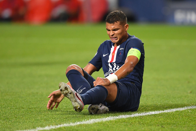 Foot: l'ancien Parisien Thiago Silva signe à Chelsea pour un an Foot: l'ancien Parisien Thiago Silva signe à Chelsea pour un an