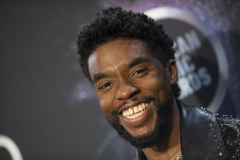 Chadwick Boseman, la star de "Black Panther", terrassé par un cancer Chadwick Boseman, la star de "Black Panther", terrassé par un cancer