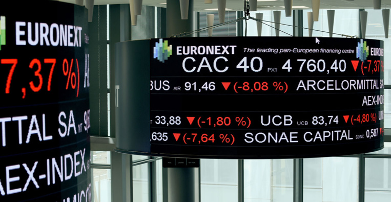 Pandémie: les résultats cumulés des sociétés du CAC 40 basculent dans le rouge Pandémie: les résultats cumulés des sociétés du CAC 40 basculent dans le rouge