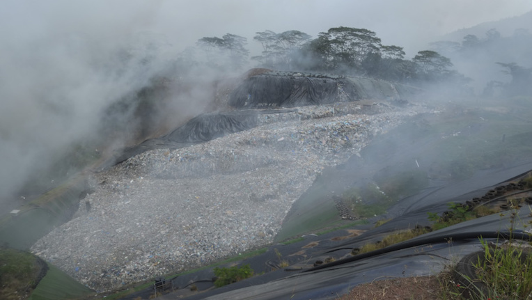 Paihoro s'embrase Paihoro s'embrase