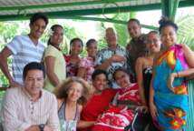 Théâtre bilingue : Tihoni en marche vers le petit théâtre !