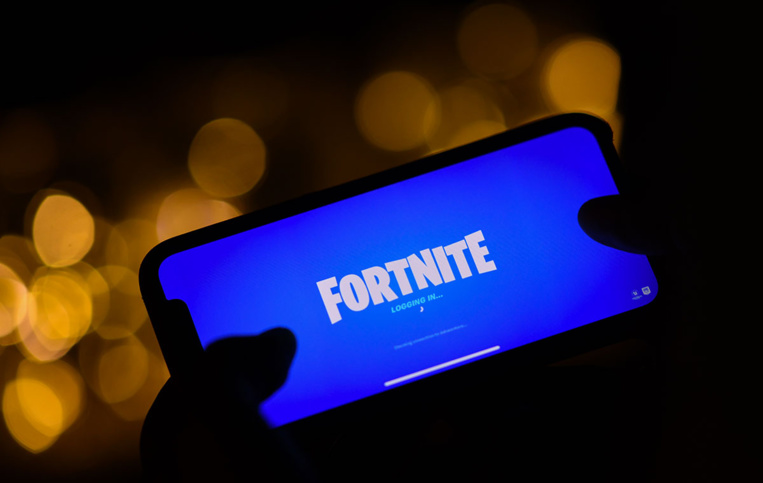 Epic Games insiste pour que la cour force Apple à réinstaller Fortnite Epic Games insiste pour que la cour force Apple à réinstaller Fortnite