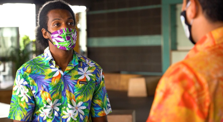 Tamatoa Tepuhiarii, le présentateur de l’émission.