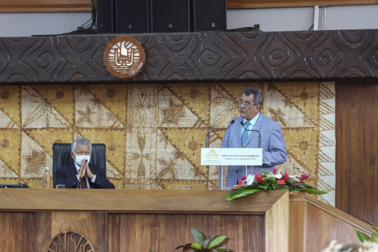 Edouard Fritch dévoile le "toilettage" de son gouvernement Edouard Fritch dévoile le "toilettage" de son gouvernement
