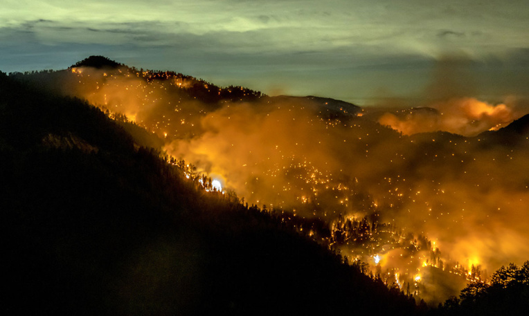 La planète ravagée par des incendies depuis un an