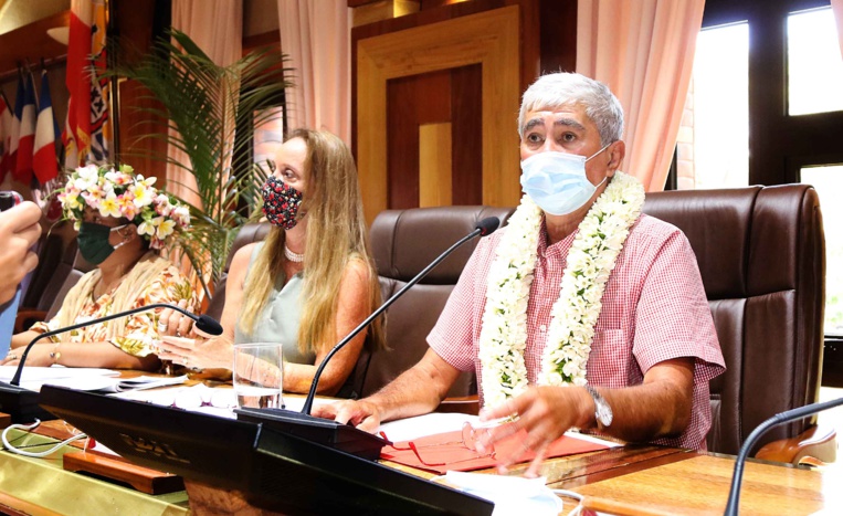 Eugène Sommers prend la tête du Cesec à l'issue d'un score très serré Eugène Sommers prend la tête du Cesec à l'issue d'un score très serré