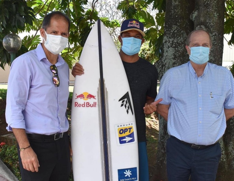 Le groupe OPT pour Bourez et la Banque de Tahiti pour Vaast Le groupe OPT pour Bourez et la Banque de Tahiti pour Vaast