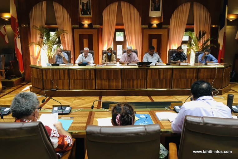 Le Cesec dit oui au nouvel allègement de la procédure des marchés publics Le Cesec dit oui au nouvel allègement de la procédure des marchés publics