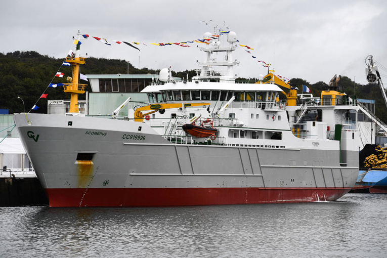Polémique autour de l'inauguration d'un chalutier géant à Concarneau