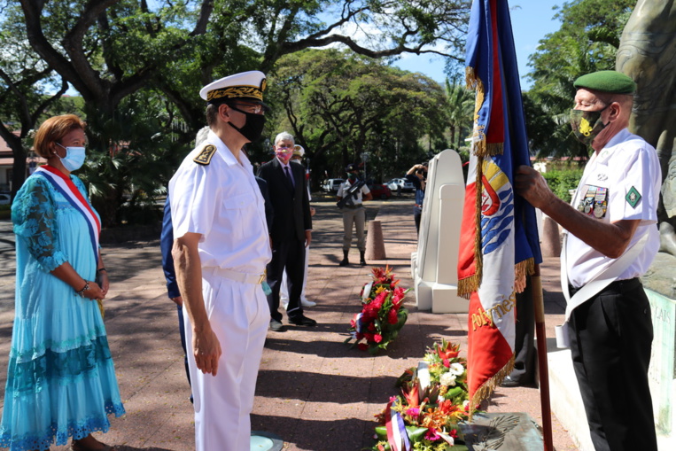 ​La nation rend hommage aux Harkis