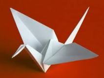 Au Japon, pays de l'origami, les bulletins de vote se déplient tout seuls
