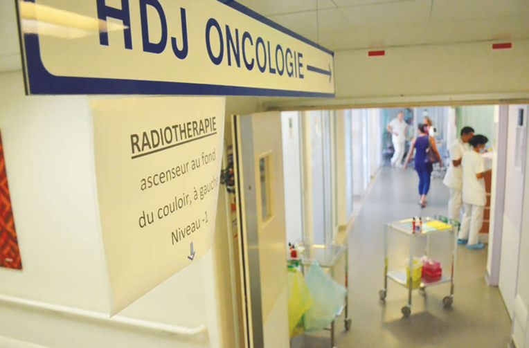 À l'hôpital, le délicat cloisonnement du Covid