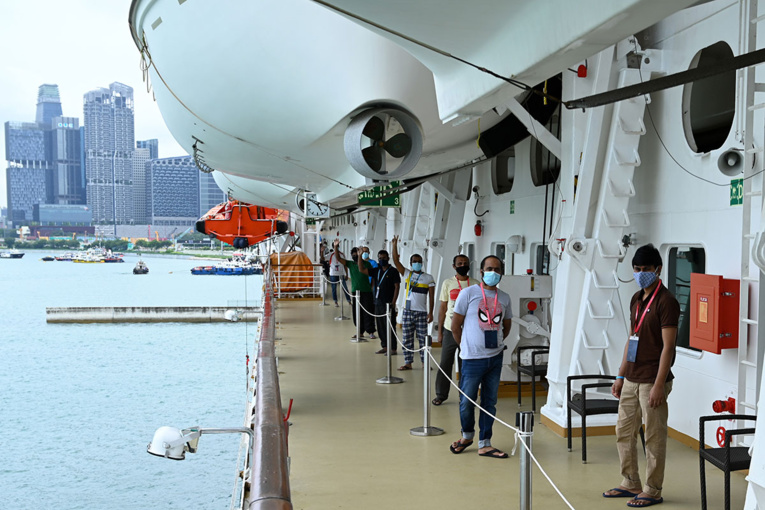 Un projet de "croisières vers nulle part" crée la polémique à Singapour Un projet de "croisières vers nulle part" crée la polémique à Singapour