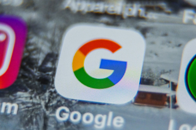 Droits voisins: les éditeurs de presse marquent un point juridique face à Google Droits voisins: les éditeurs de presse marquent un point juridique face à Google