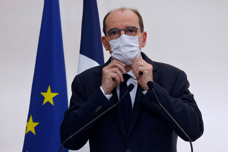 Après l'annonce du couvre-feu, Castex resserre la vis partout en France