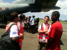 L’équipe PIROPS de la Croix Rouge française prend l’attache des représentants de la Croix Rouge fidjienne.