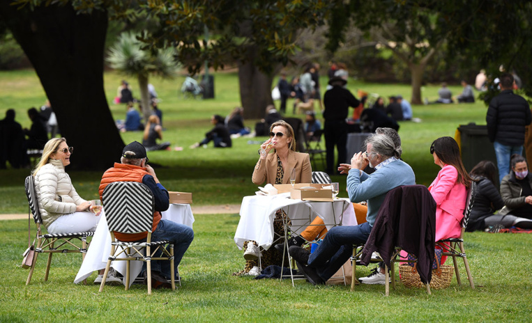 Coronavirus: assouplissement des mesures à Melbourne après une chute des cas Coronavirus: assouplissement des mesures à Melbourne après une chute des cas