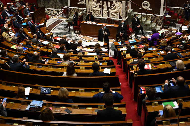 L'Assemblée nationale va siéger ce week-end pour prolonger l'état d'urgence sanitaire L'Assemblée nationale va siéger ce week-end pour prolonger l'état d'urgence sanitaire