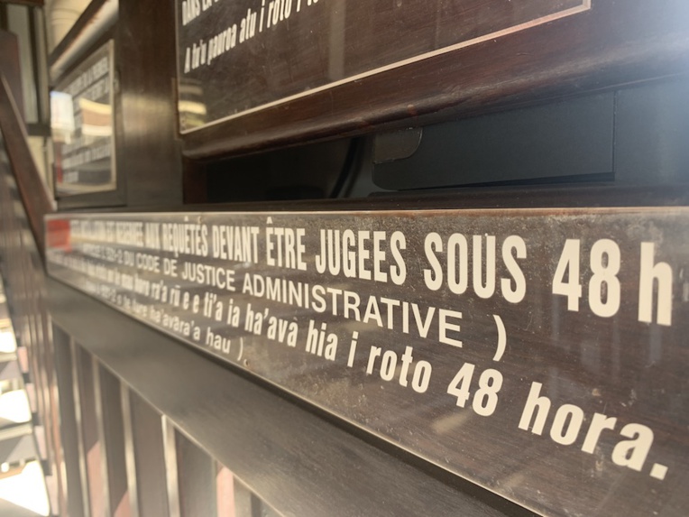 Rififi sur le toit du nouveau Musée des îles Rififi sur le toit du nouveau Musée des îles