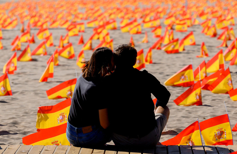 Covid-19: confinements et couvre-feux en Europe, ébranlée par la deuxième vague
