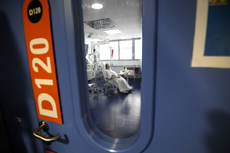 Covid-19: le "plan blanc" déclenché dans tous les hôpitaux du Grand Est Covid-19: le "plan blanc" déclenché dans tous les hôpitaux du Grand Est