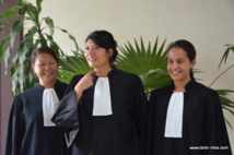 Palais de justice : trois jeunes greffières prêtent serment
