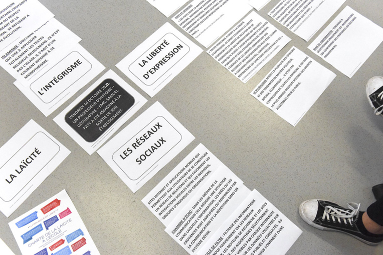 Samuel Paty: "400 violations" de la minute de silence, selon Blanquer