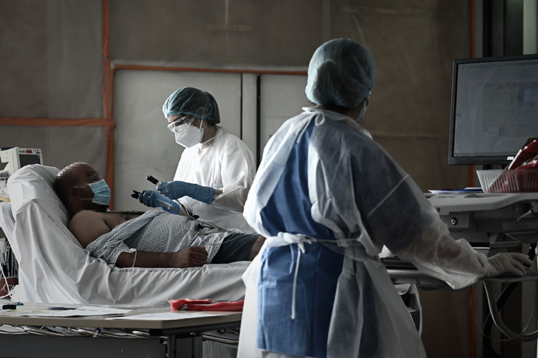 Covid-19 : la deuxième vague loin d'être finie, malgré l'impatience Covid-19 : la deuxième vague loin d'être finie, malgré l'impatience