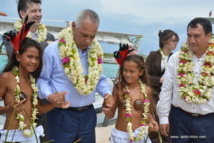 A Manihi, Victorin Lurel a laissé le charme polynésien agir