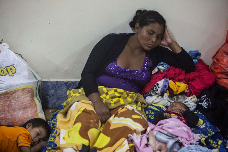 L'ouragan Iota perd de la vigueur au Nicaragua et à l'approche du Honduras