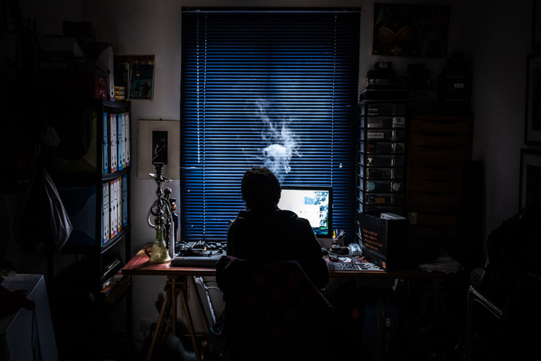 Internet: trafic en hausse "de plus de 20%" depuis le reconfinement (Orange) Internet: trafic en hausse "de plus de 20%" depuis le reconfinement (Orange)