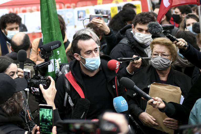 "Sécurité globale": l'image des policiers et la presse au coeur de la controverse "Sécurité globale": l'image des policiers et la presse au coeur de la controverse