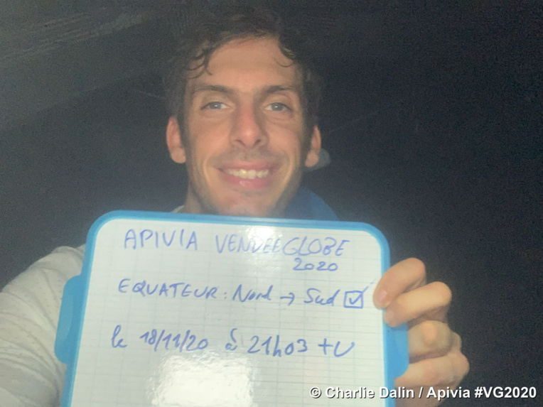 Vendée Globe: les 'foilers' s'affolent un peu derrière Thomson Vendée Globe: les 'foilers' s'affolent un peu derrière Thomson