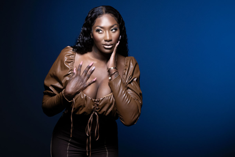 Aya Nakamura, la Pop Queen de tous les records Aya Nakamura, la Pop Queen de tous les records