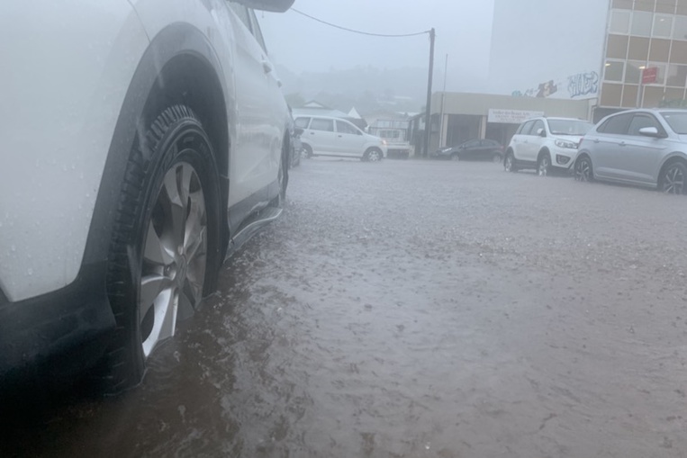 Vigilance orange pluies et orages sur Tahiti et Moorea
