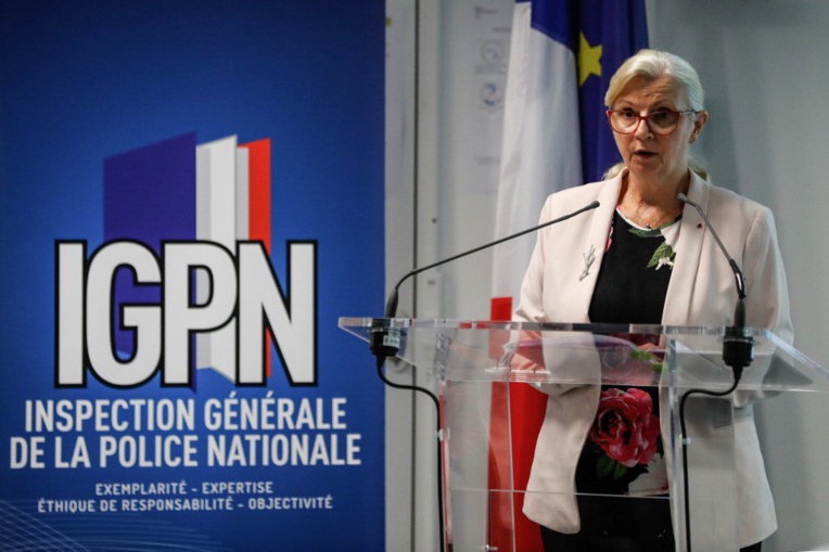 Producteur tabassé à Paris: enquête pour "violences", trois policiers suspendus Producteur tabassé à Paris: enquête pour "violences", trois policiers suspendus