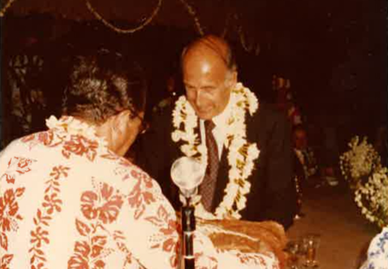 ​Giscard, président de l'autonomie de gestion