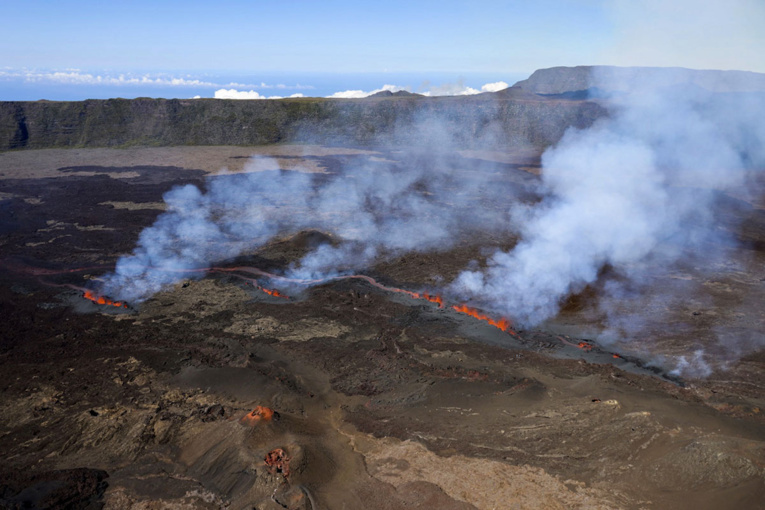 La Réunion: Le Piton de la Fournaise en éruption pour la troisième fois de l’année La Réunion: Le Piton de la Fournaise en éruption pour la troisième fois de l’année