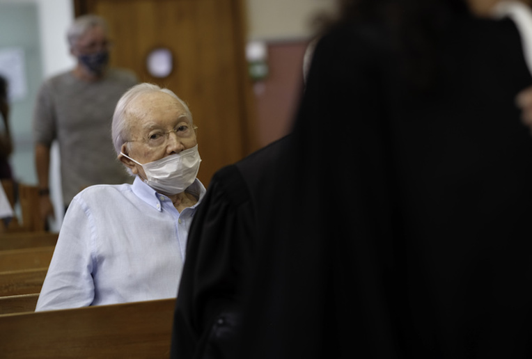 Gaston Flosse condamné à cinq ans d'inéligibilité Gaston Flosse condamné à cinq ans d'inéligibilité