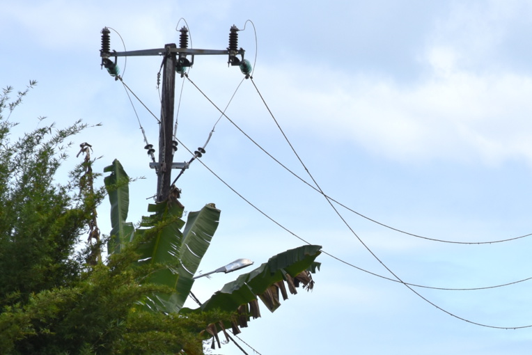 Des coupures d'électricité suite à un incident sur la ligne TEP à Papenoo