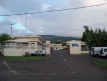 Elle percute le mur de la gendarmerie de Faa'a pour échapper aux coups de son conjoint