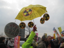 Obama s'engage à protéger le Japon avec le "parapluie nucléaire" américain
