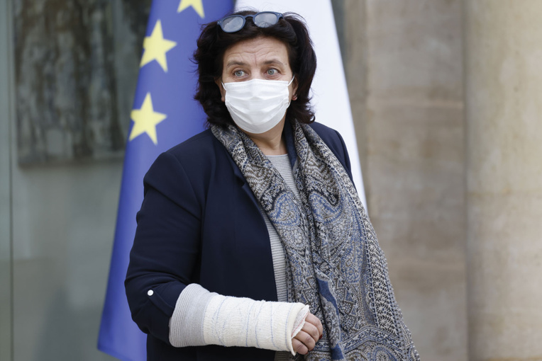 Universités: retour partiel des étudiants en présentiel "dès le 4 janvier" Universités: retour partiel des étudiants en présentiel "dès le 4 janvier"