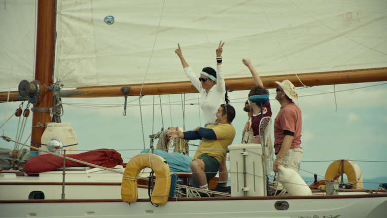 Moruroa dans une pub pour une marque de bière fait débat Moruroa dans une pub pour une marque de bière fait débat