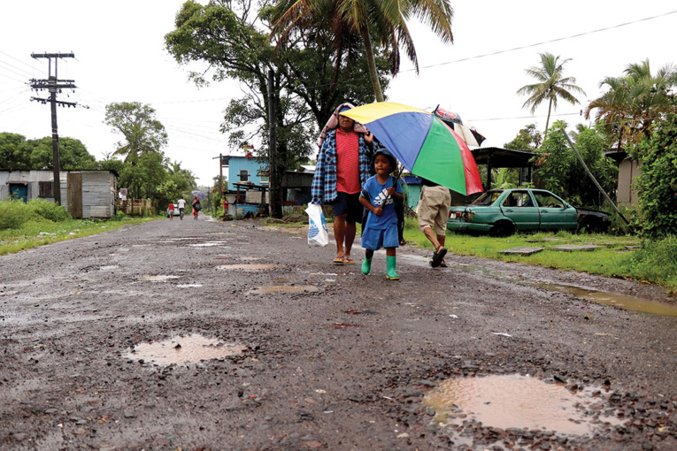 Fidji: au moins deux morts et des villages dévastés par le cyclone Yasa