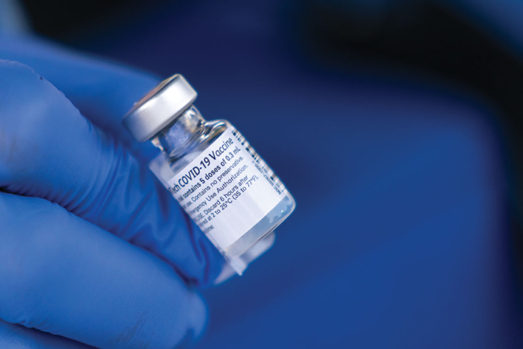 Covid-19: feu vert de la HAS à l'utilisation du vaccin Pfizer/BioNTech