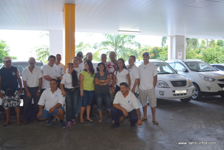 Les transporteurs sanitaires privés se sont exprimés sur les difficultés de leur profession avec cette baisse de 5% des tarifs de leur profession à l'hôpital du Taaone. Chaque jour, 35 sociétés (de 1 à 5 véhicules) transportent 500 patients dyalisés de leur domicile vers leur centre de soins.
